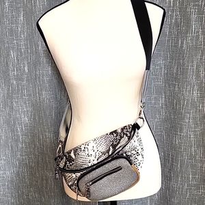 Steve Madden Crossbody